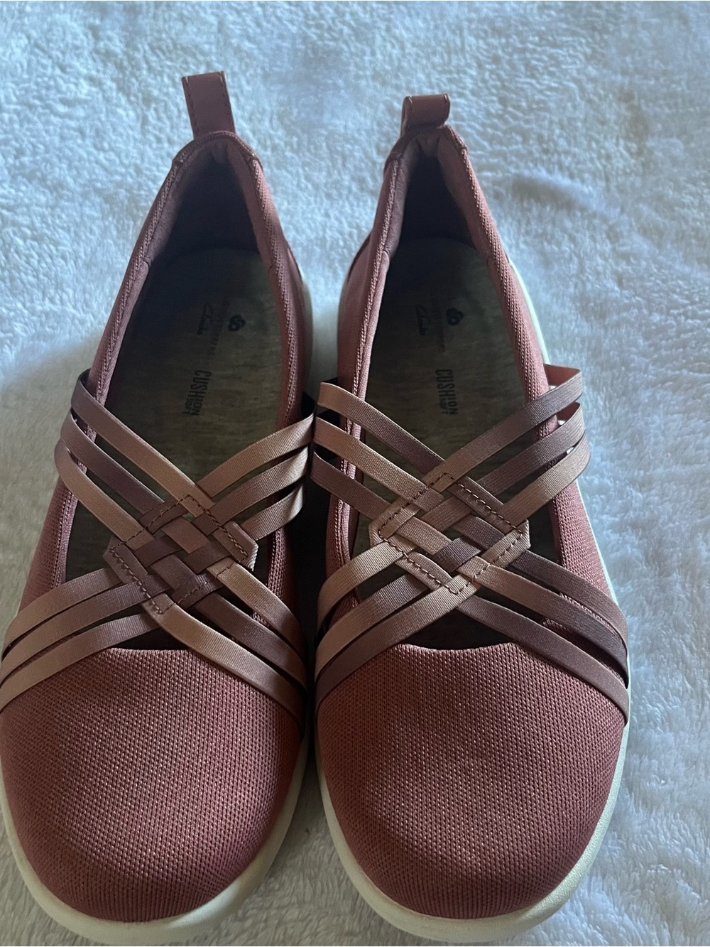 Clarks Sillian 2.0 Cora Ballet Mauve Flat Slip On Womens Sz 6 Ombre Cross Strap